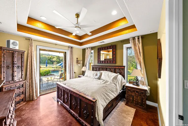 $899,000 | 17841 Helotes Springs Road, Helotes, TX 78023