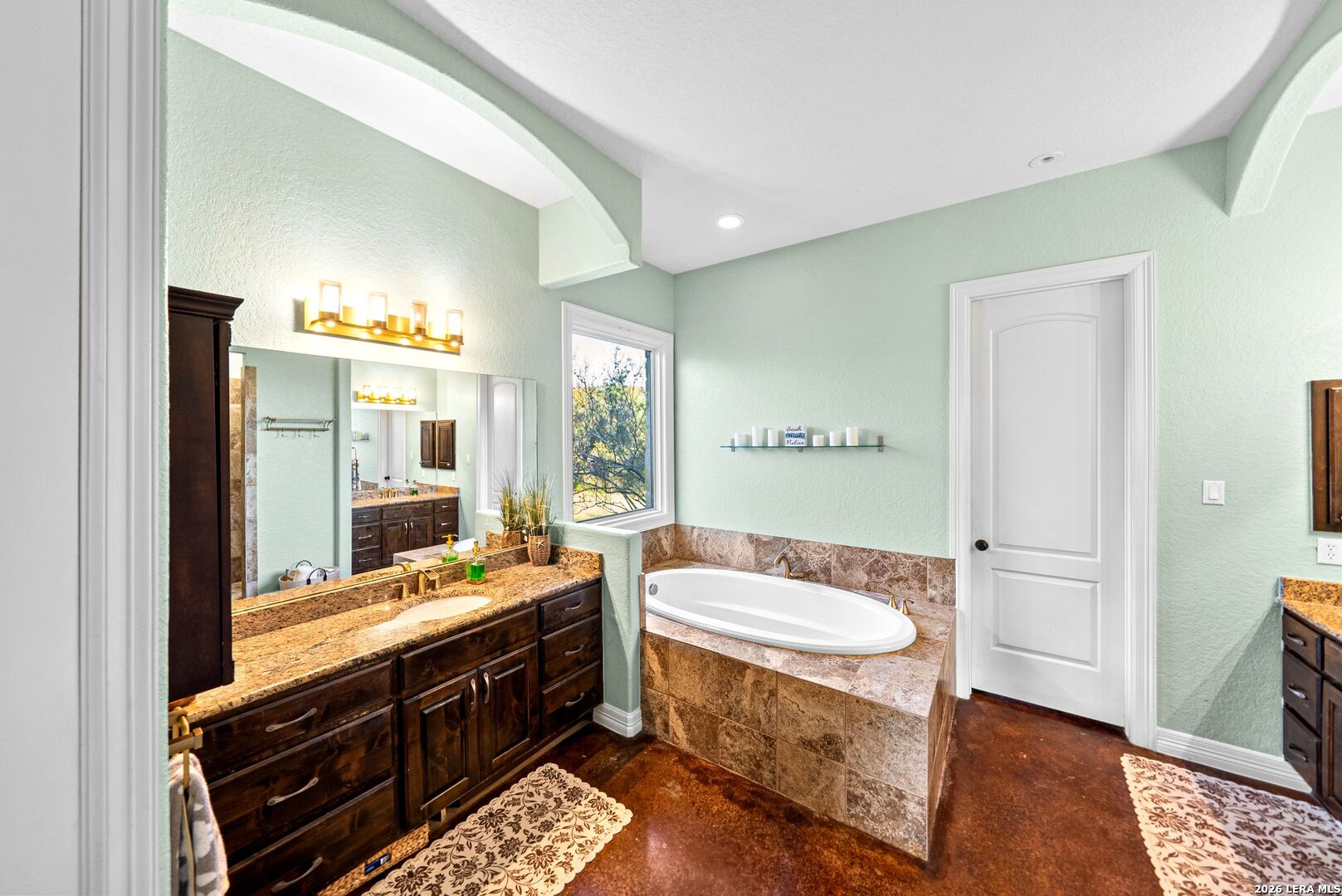 17841 Helotes Springs Road Helotes, TX 78023 - Photo 22 of 87