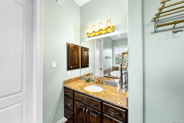 $899,000 | 17841 Helotes Springs Road, Helotes, TX 78023