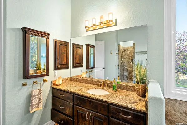 $899,000 | 17841 Helotes Springs Road, Helotes, TX 78023