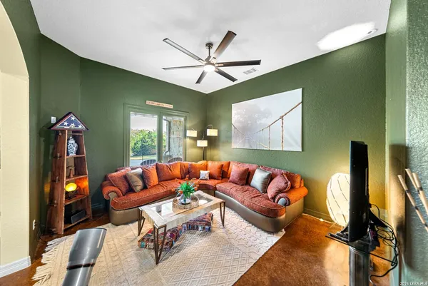 $899,000 | 17841 Helotes Springs Road, Helotes, TX 78023