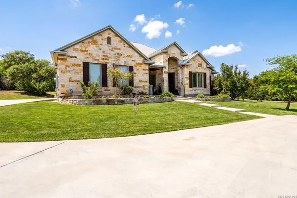 $899,000 | 17841 Helotes Springs Road, Helotes, TX 78023