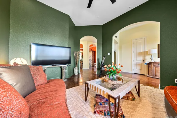 $899,000 | 17841 Helotes Springs Road, Helotes, TX 78023