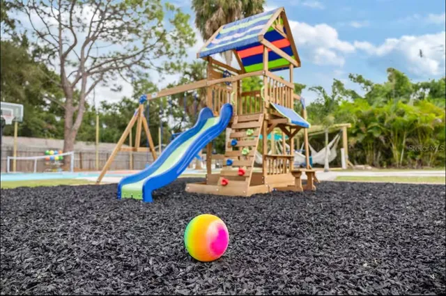 $2,400,000 | 7701 40th Terrace North, St. Petersburg, FL 33709