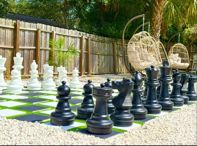 $2,400,000 | 7701 40th Terrace North, St. Petersburg, FL 33709