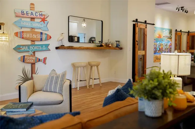 $2,400,000 | 7701 40th Terrace North, St. Petersburg, FL 33709