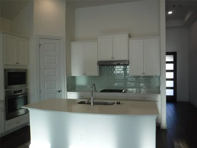 $2,395 | 17413 Casanova Avenue, Pflugerville, TX 78660