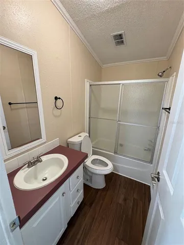 $219,900 | 4840 Indian Oak Drive, Mulberry, FL 33860