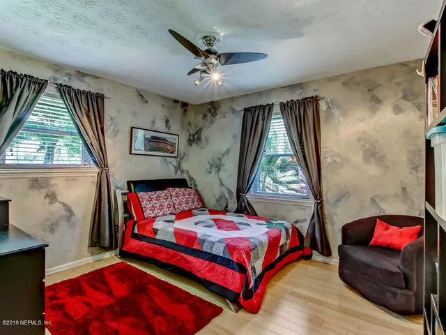 $6,500 | 88 Oakwood Road, Jacksonville Beach, FL 32250