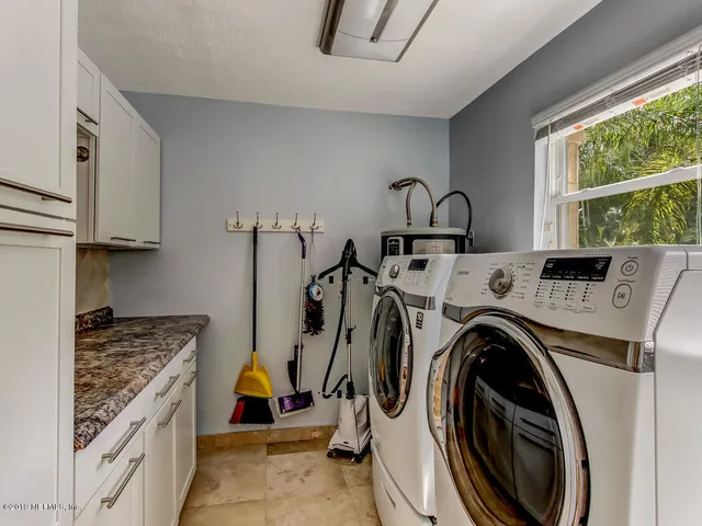 $6,500 | 88 Oakwood Road, Jacksonville Beach, FL 32250