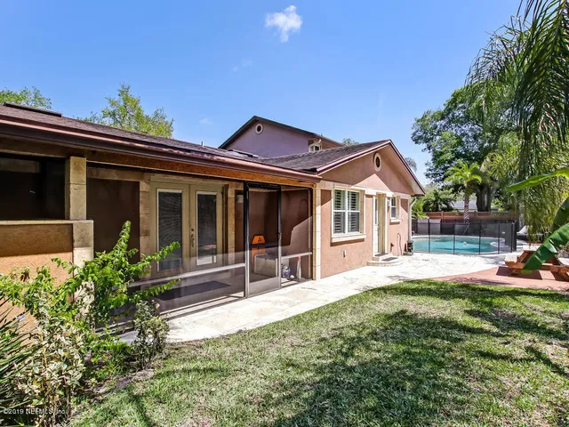 $6,500 | 88 Oakwood Road, Jacksonville Beach, FL 32250