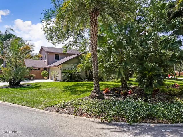 $6,500 | 88 Oakwood Road, Jacksonville Beach, FL 32250