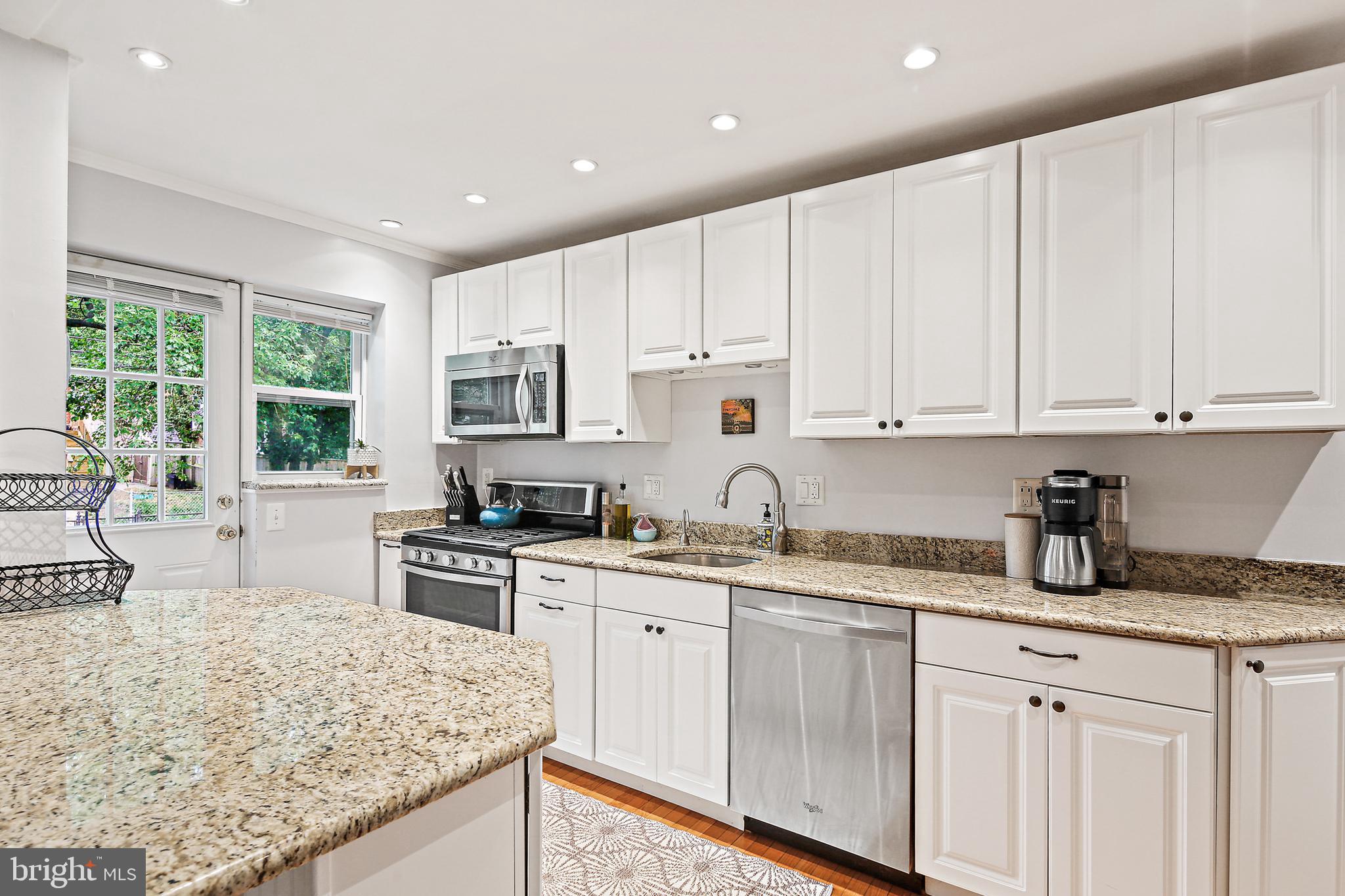1640 Aberdeen Road Towson, MD 21286 - Photo 11 of 24