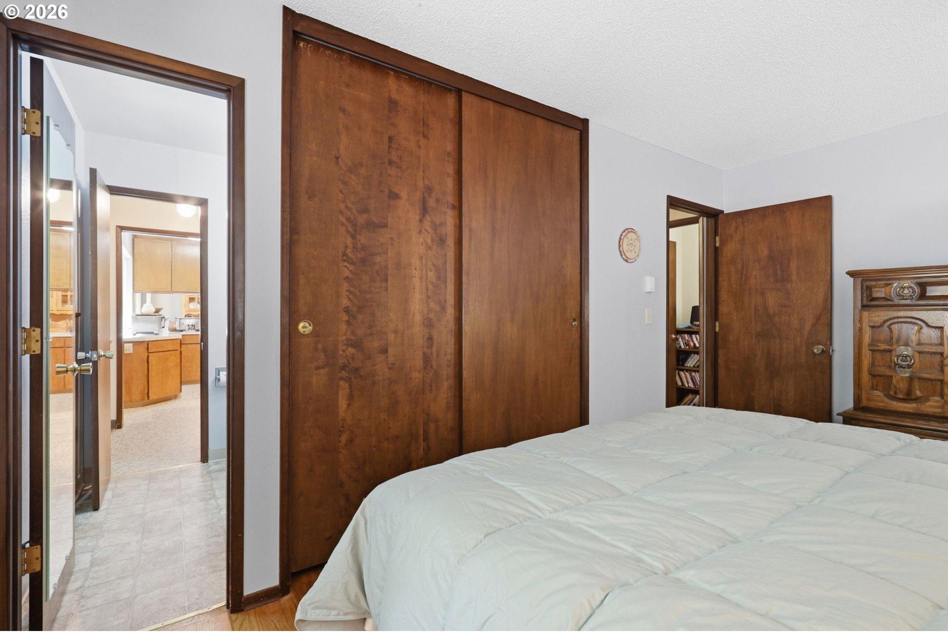 19900 Northeast Dopp Road Newberg, OR 97132 - Photo 23 of 47 Bedroom, Primary