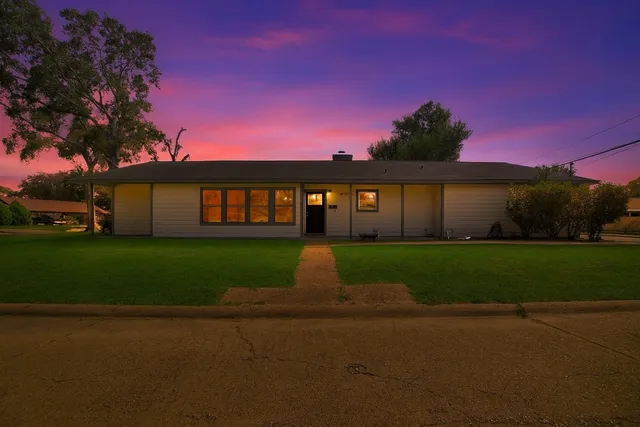 $198,990 | 802 Littlejohn Court, Pasadena, TX 77502