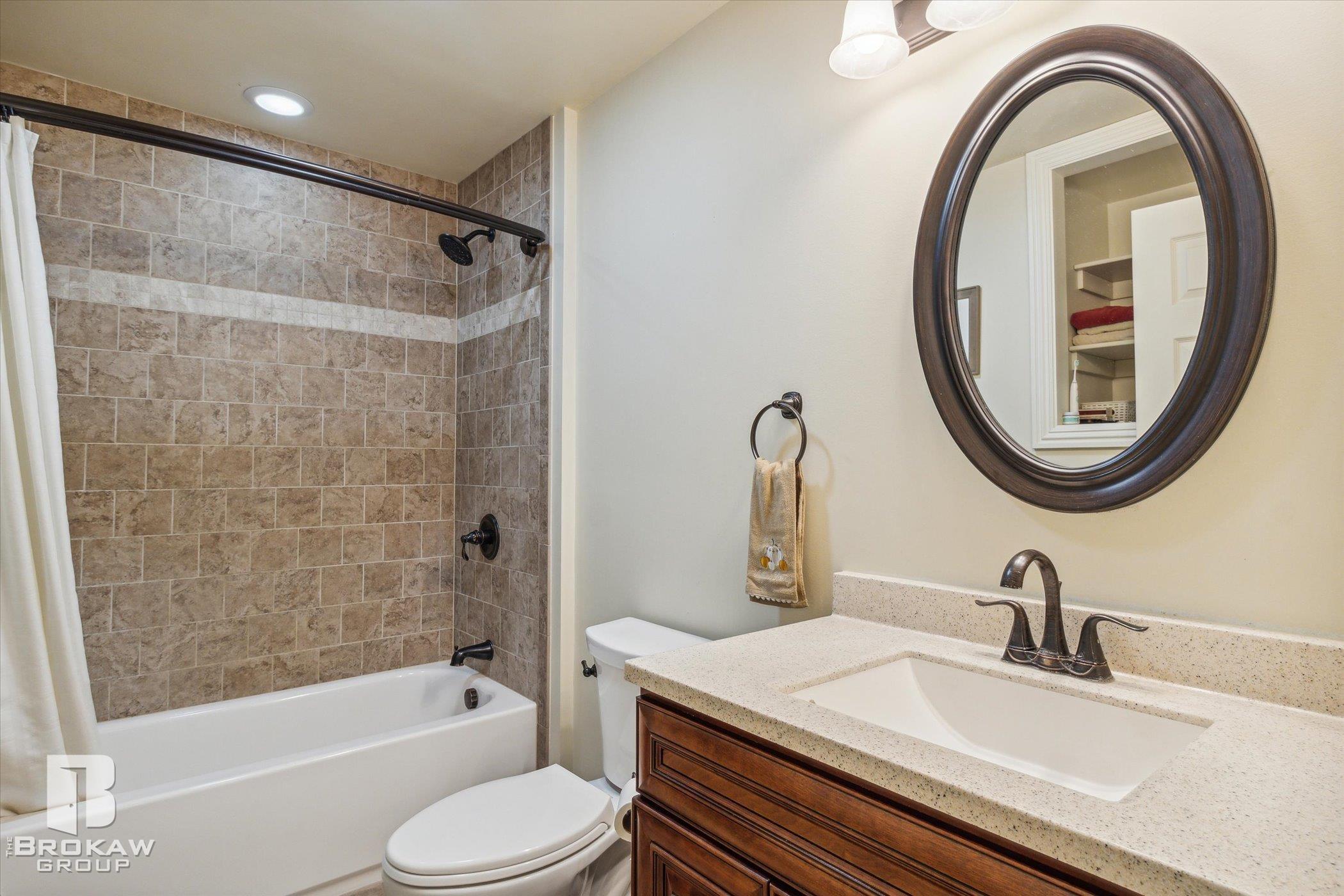8336 East Coldwater Road Davison, MI 48423 - Photo 22 of 64