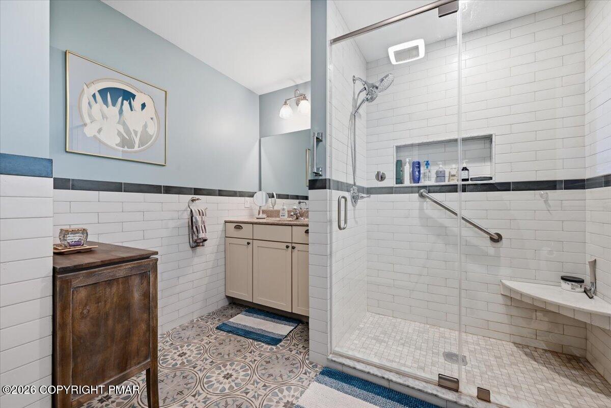 111 Spinnler Point Road Tafton, PA 18464 - Photo 104 of 148 105-092_DSC_3793