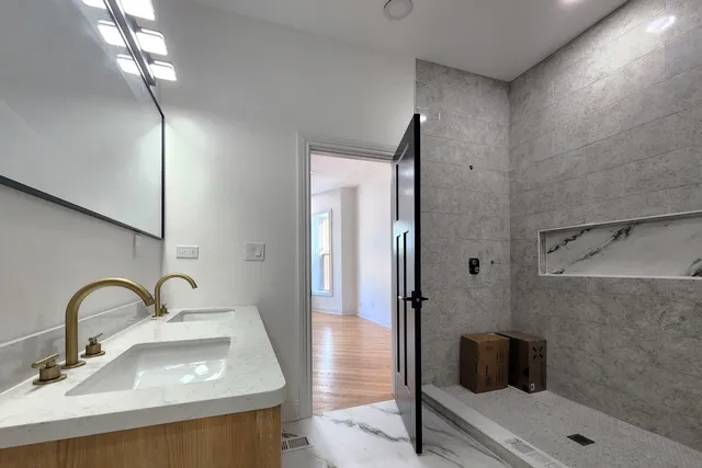 $699,900 | 6450 South Greenwood Avenue, Chicago, IL 60637