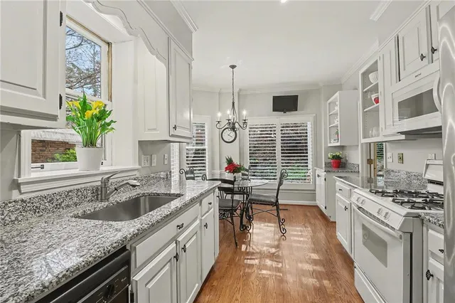 $670,000 | 5300 Fairfield West, Dunwoody, GA 30338