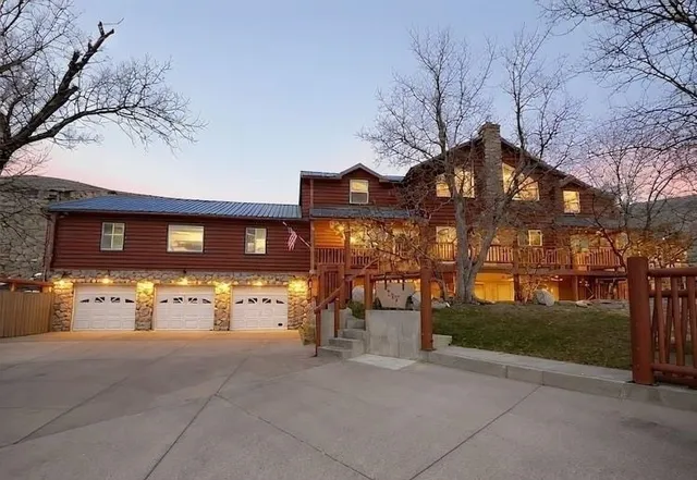 $595,000 | 717 Scarlet Drive, Rawlins, WY 82301