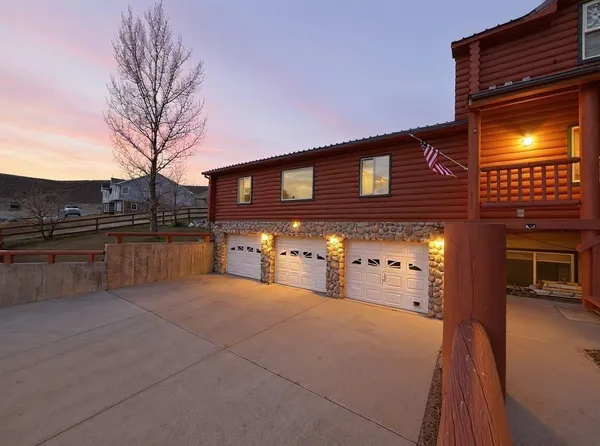 $595,000 | 717 Scarlet Drive, Rawlins, WY 82301