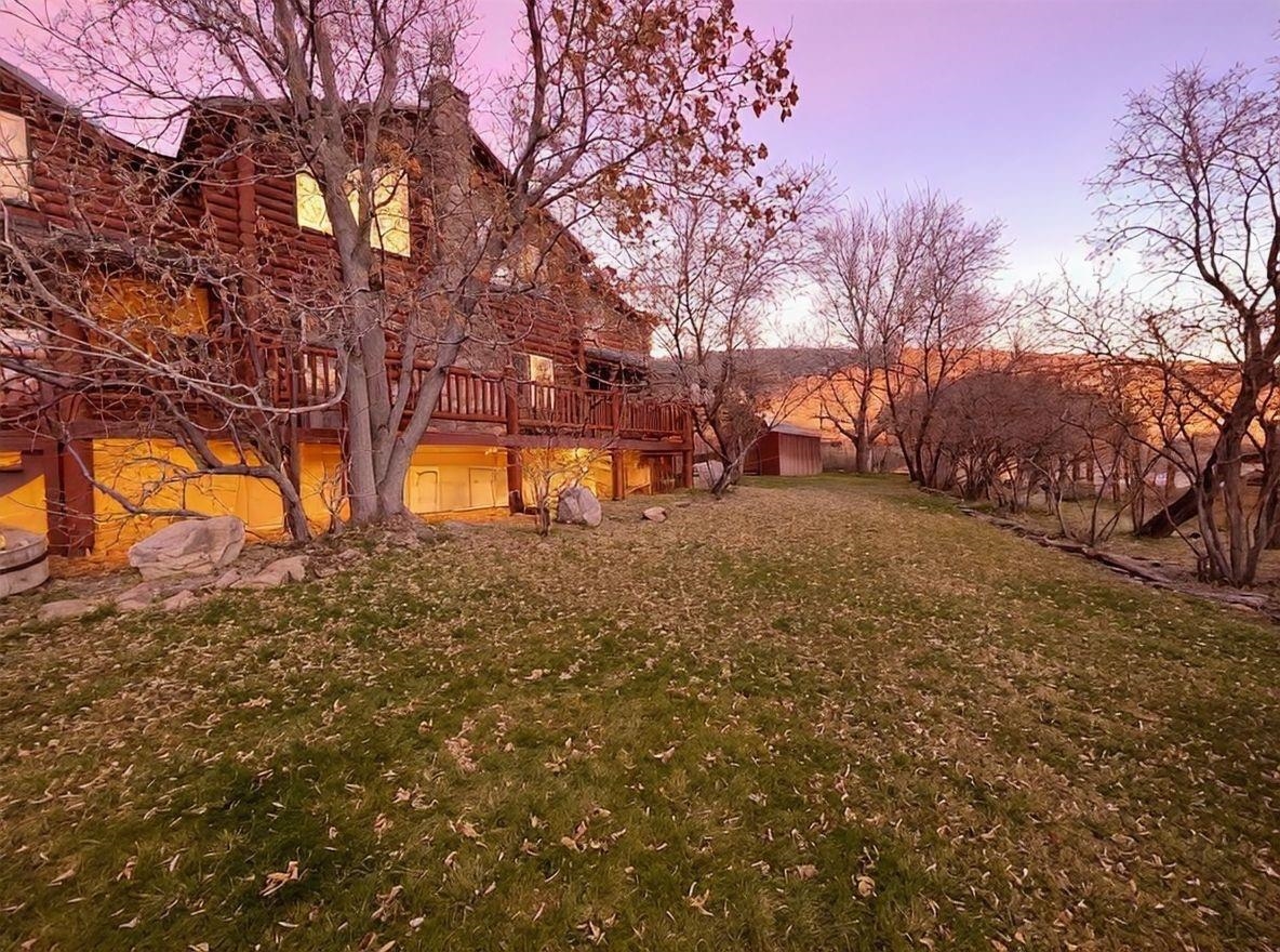 717 Scarlet Drive Rawlins, WY 82301 - Photo 4 of 37