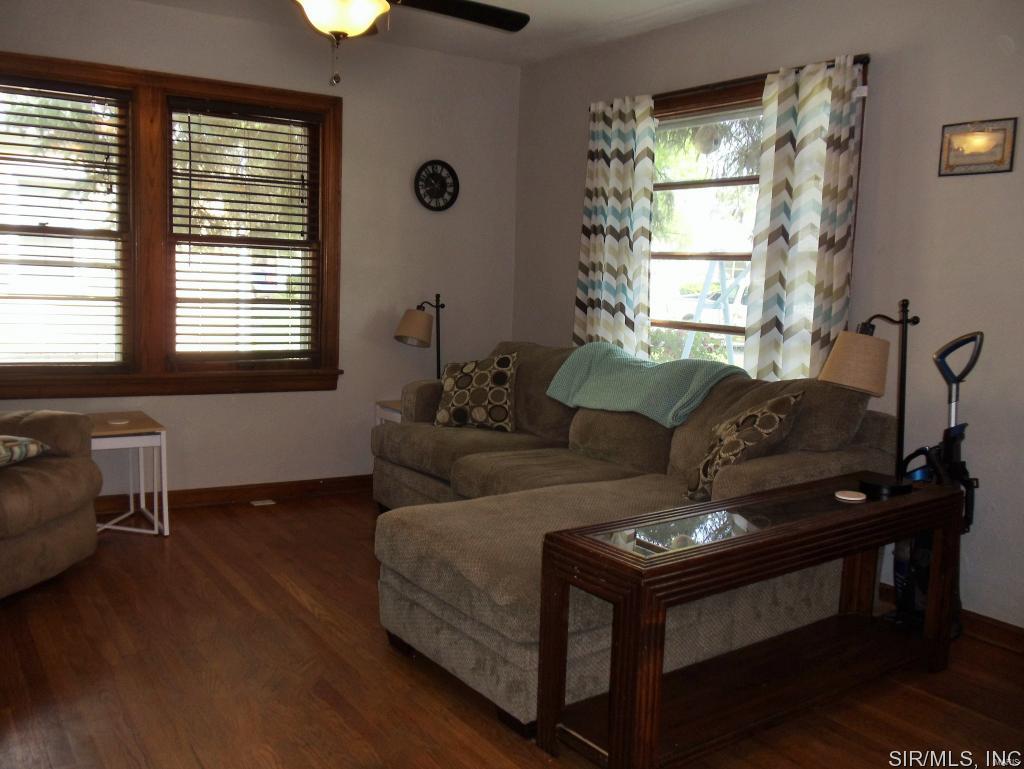 606 Milton Road Alton, IL 62002 - Photo 24 of 26 Gallery Image 24