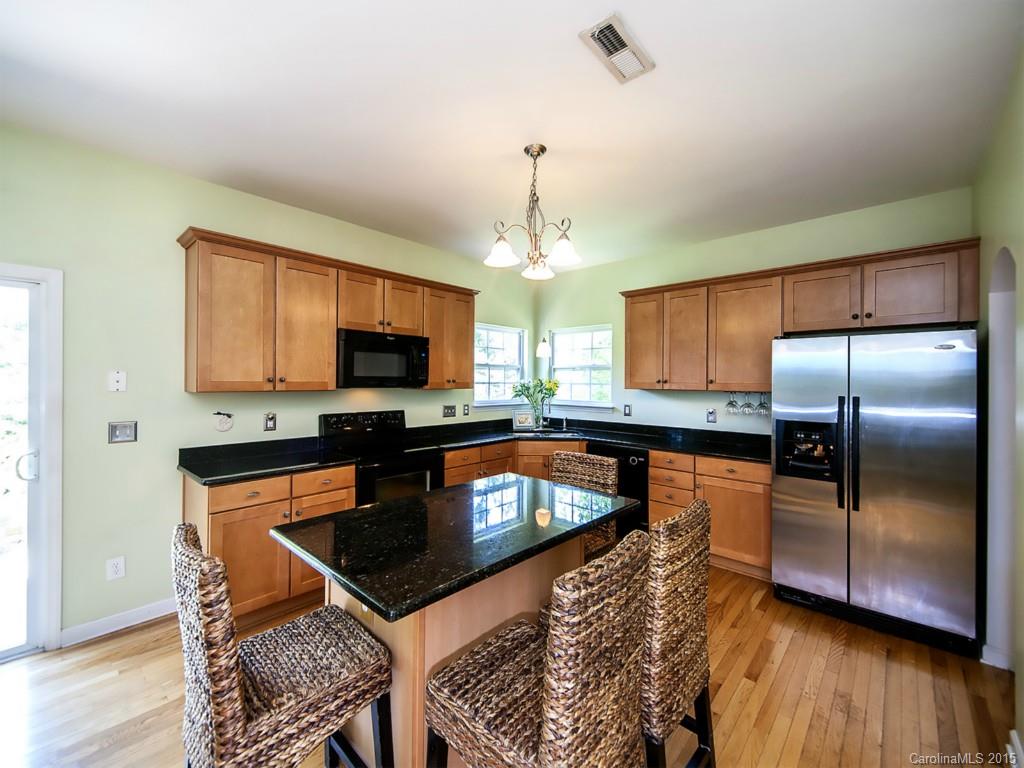 7218 Cascading Pines Drive Tega Cay, SC 29708 - Photo 5 of 23