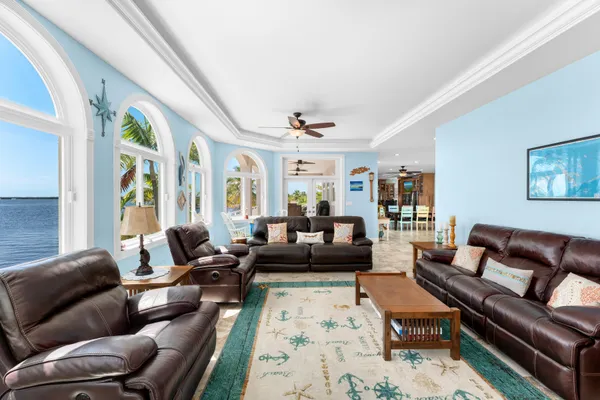 $5,390,000 | 3742 Sea Grape Street, Big Pine Key, FL 33043