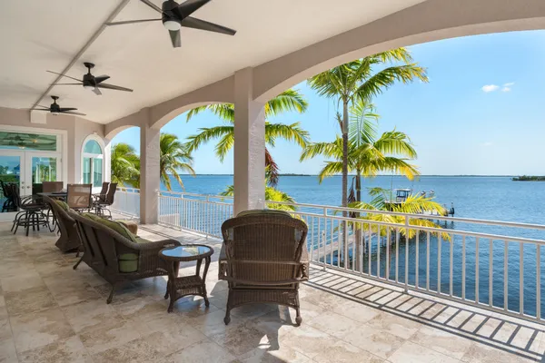 $5,390,000 | 3742 Sea Grape Street, Big Pine Key, FL 33043