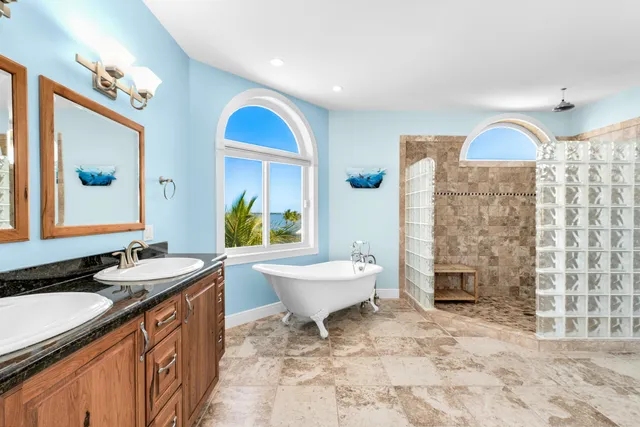 $5,900,000 | 3742 Sea Grape Street, Big Pine Key, FL 33043