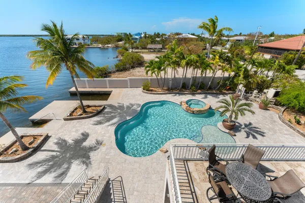 $5,390,000 | 3742 Sea Grape Street, Big Pine Key, FL 33043
