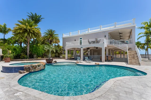 $5,900,000 | 3742 Sea Grape Street, Big Pine Key, FL 33043