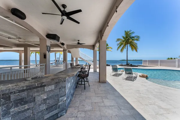 $5,390,000 | 3742 Sea Grape Street, Big Pine Key, FL 33043