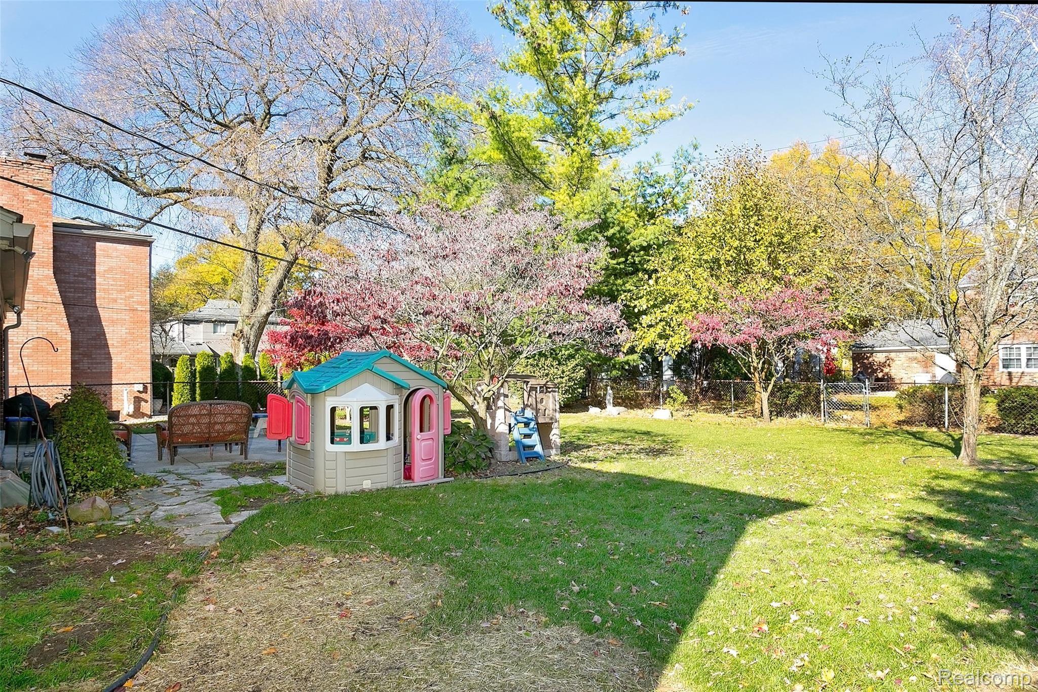 660 Cook Road Grosse Pointe, MI 48236 - Photo 40 of 49 Cook-38.jpg