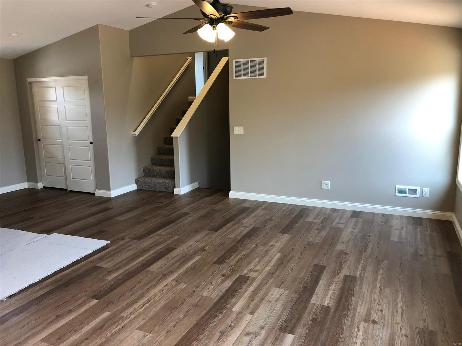 346 Touchdown Drive Foristell, MO 63348 - Photo 4 of 16