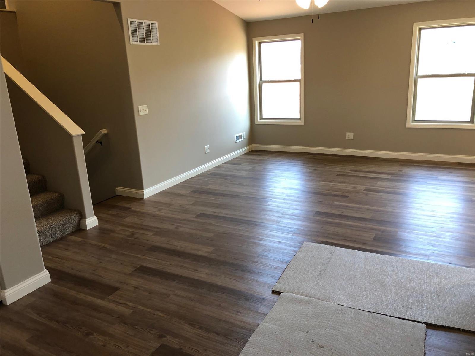 346 Touchdown Drive Foristell, MO 63348 - Photo 5 of 16