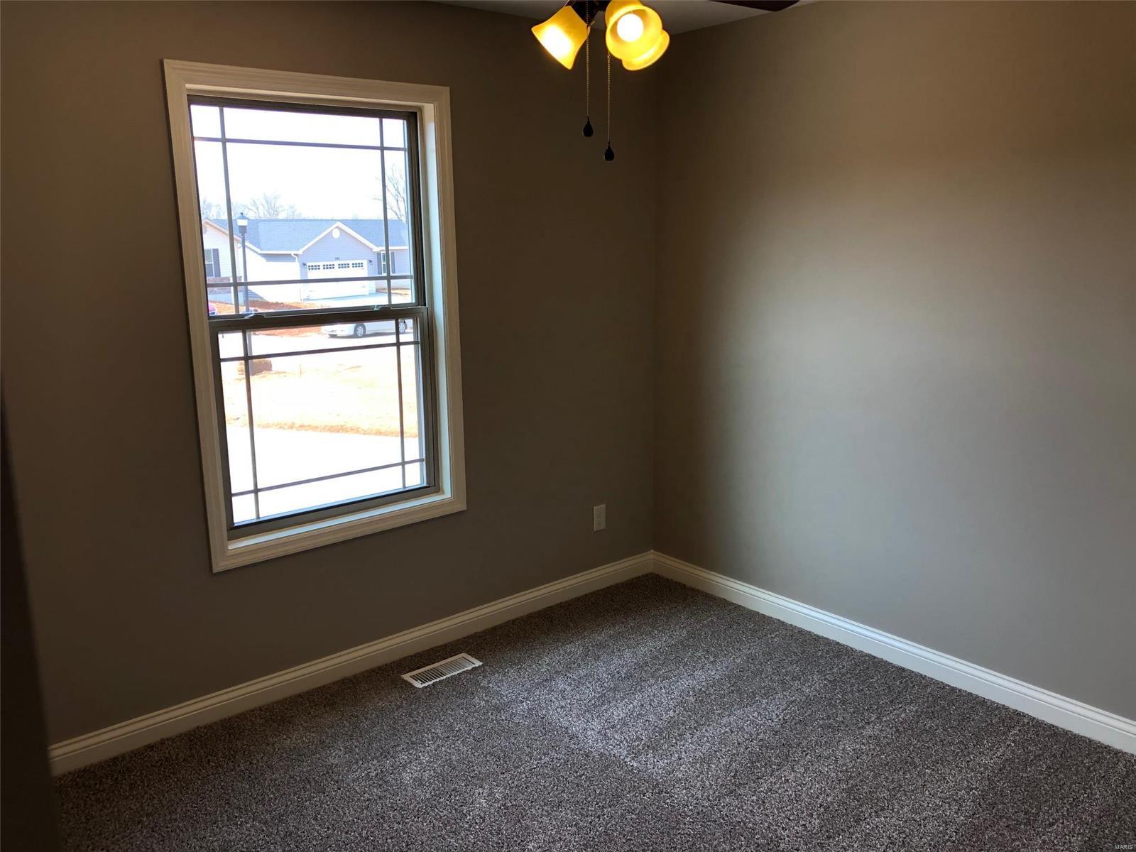 346 Touchdown Drive Foristell, MO 63348 - Photo 9 of 16