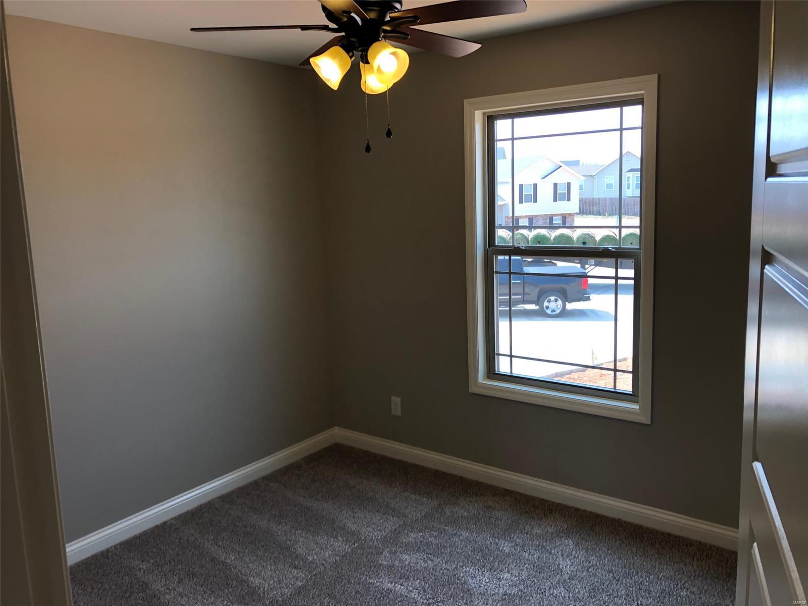 346 Touchdown Drive Foristell, MO 63348 - Photo 10 of 16