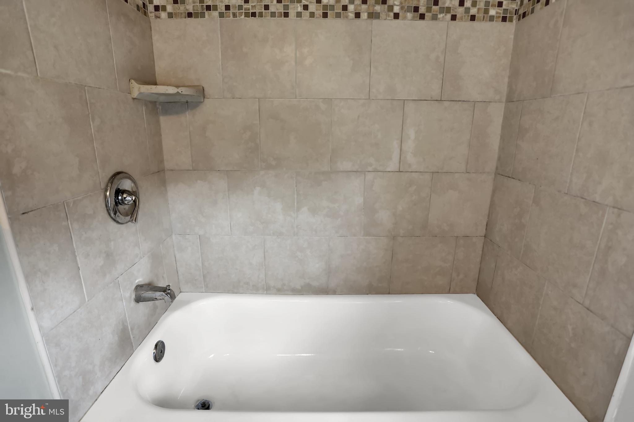 1609 Shadyside Road Baltimore, MD 21218 - Photo 22 of 40 Gallery Image 22