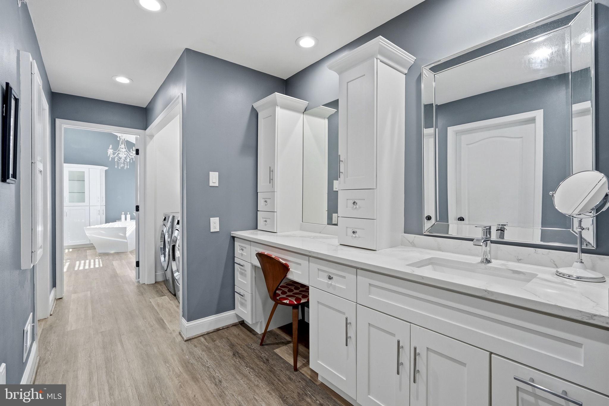 195 Carnoustie Way Media, PA 19063 - Photo 44 of 78 Sleek modern bathroom with elegance.