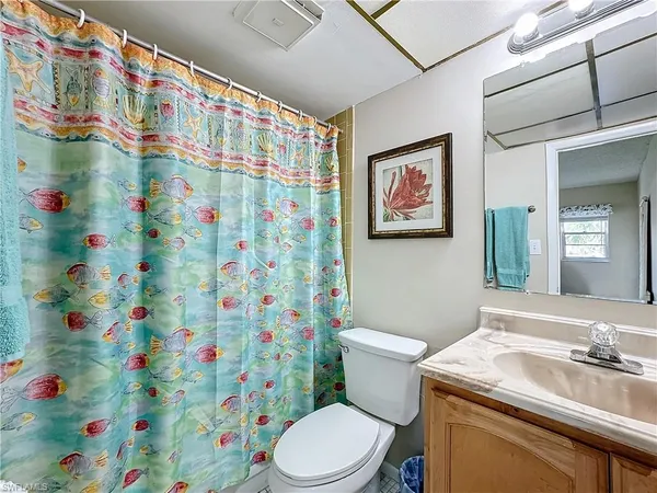 $3,200 | 300 Forest Lakes Boulevard, Unit 201, Naples, FL 34105