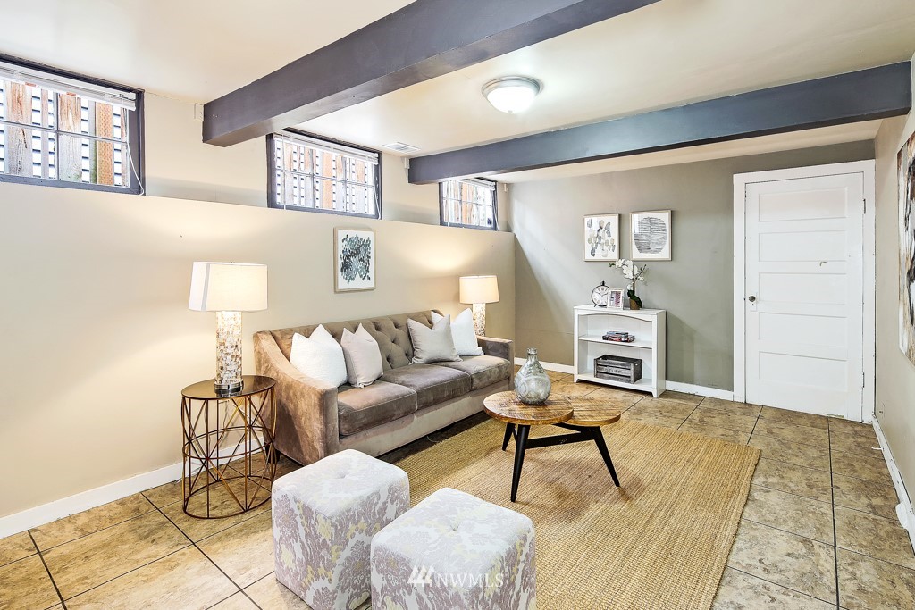 727 North 73rd Street Seattle, WA 98103 - Photo 21 of 24 Gallery Image 21
