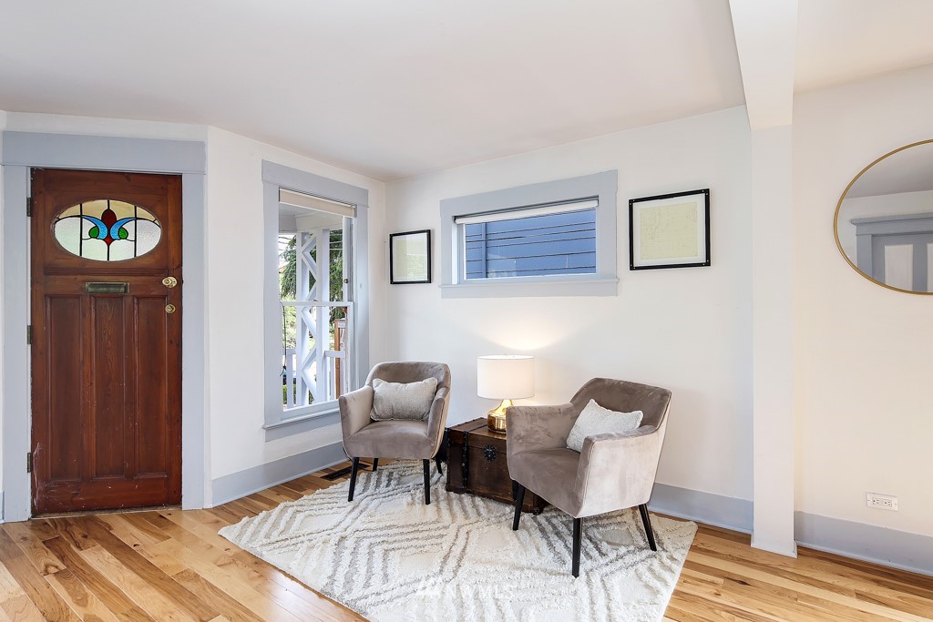 727 North 73rd Street Seattle, WA 98103 - Photo 7 of 24 Gallery Image 7