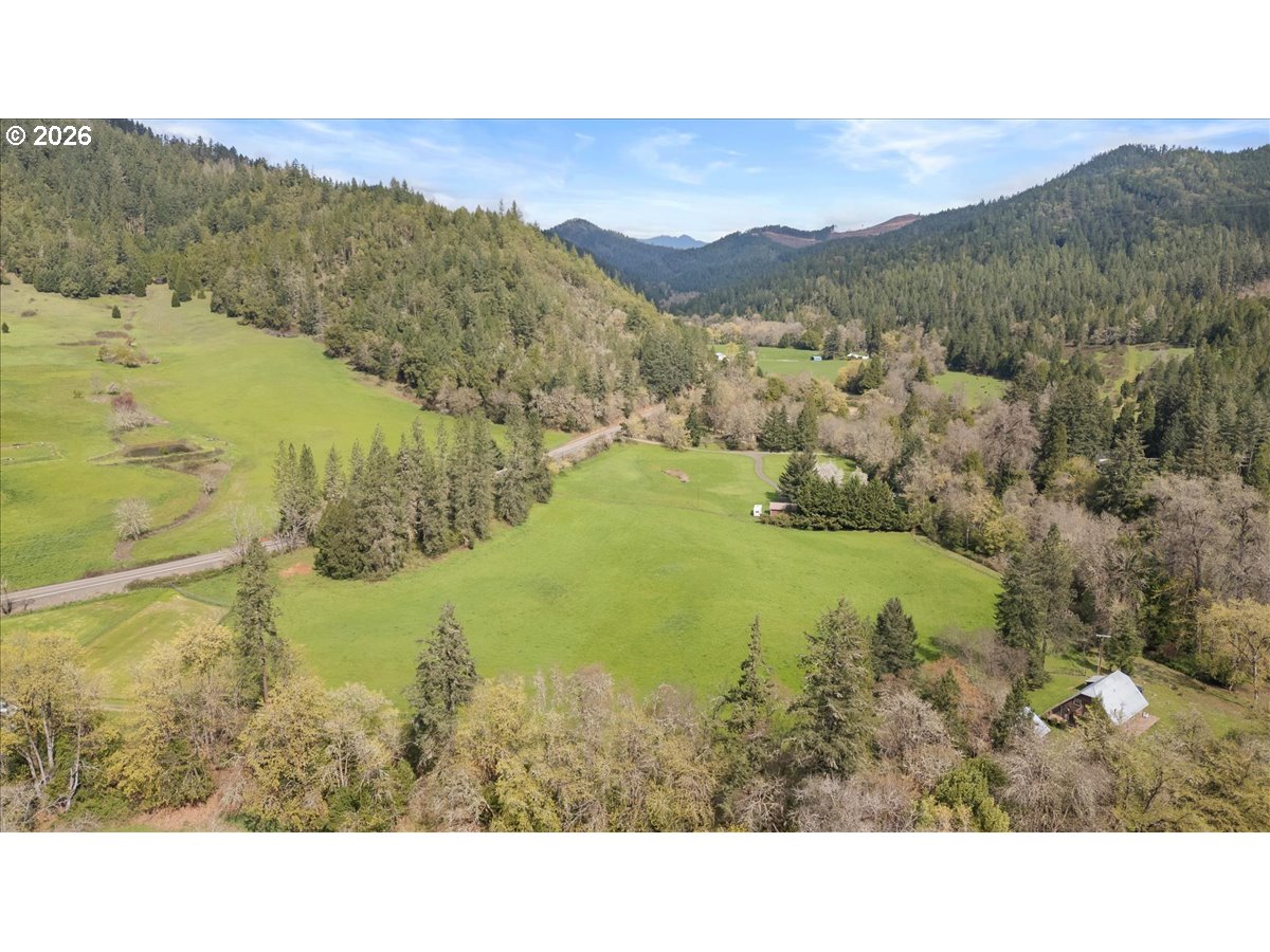 5089 North Myrtle Road Myrtle Creek, OR 97457 - Photo 39 of 44 Gallery Image 39