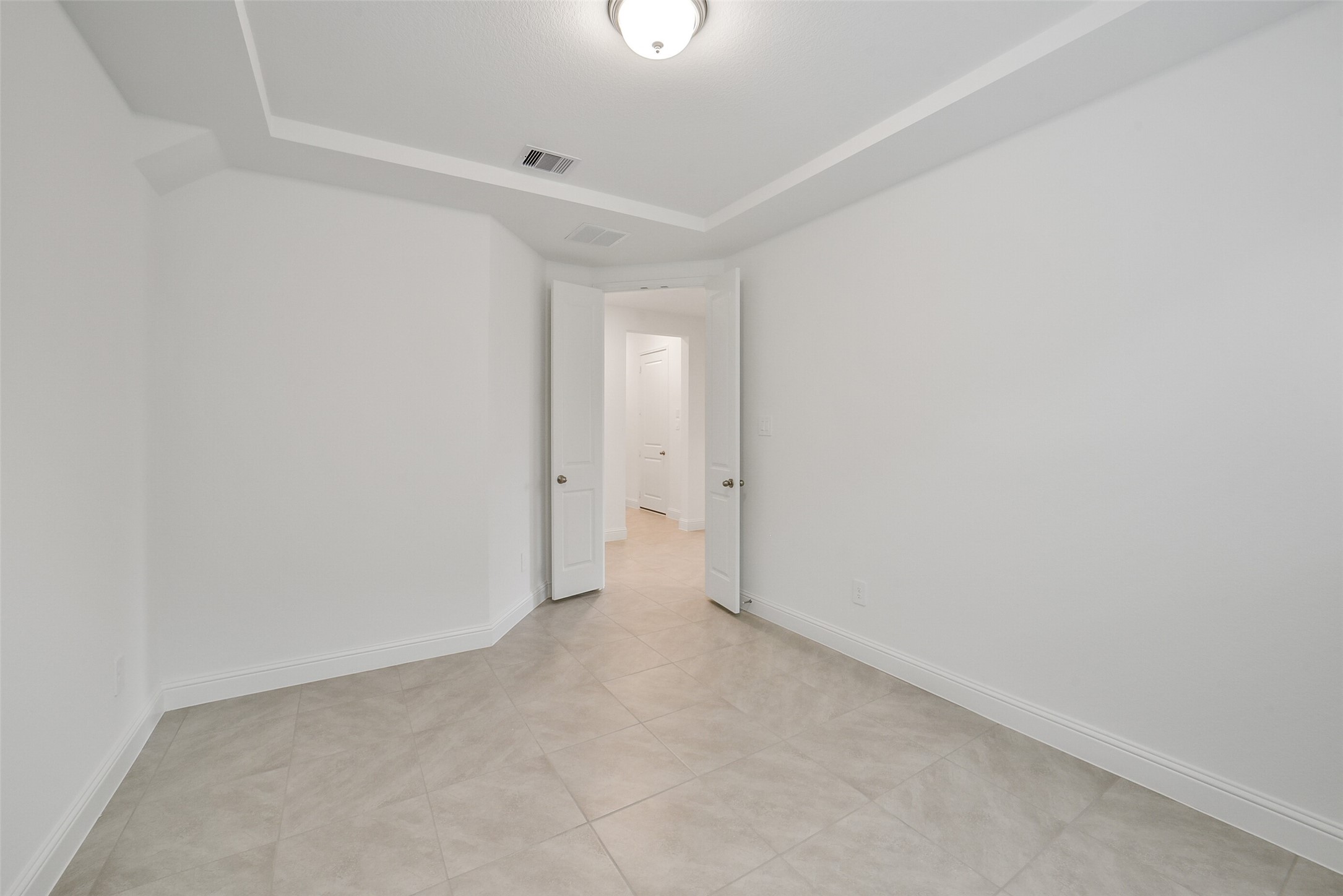 16018 Tangled Vine Lane Conroe, TX 77302 - Photo 5 of 41 a view of an empty room