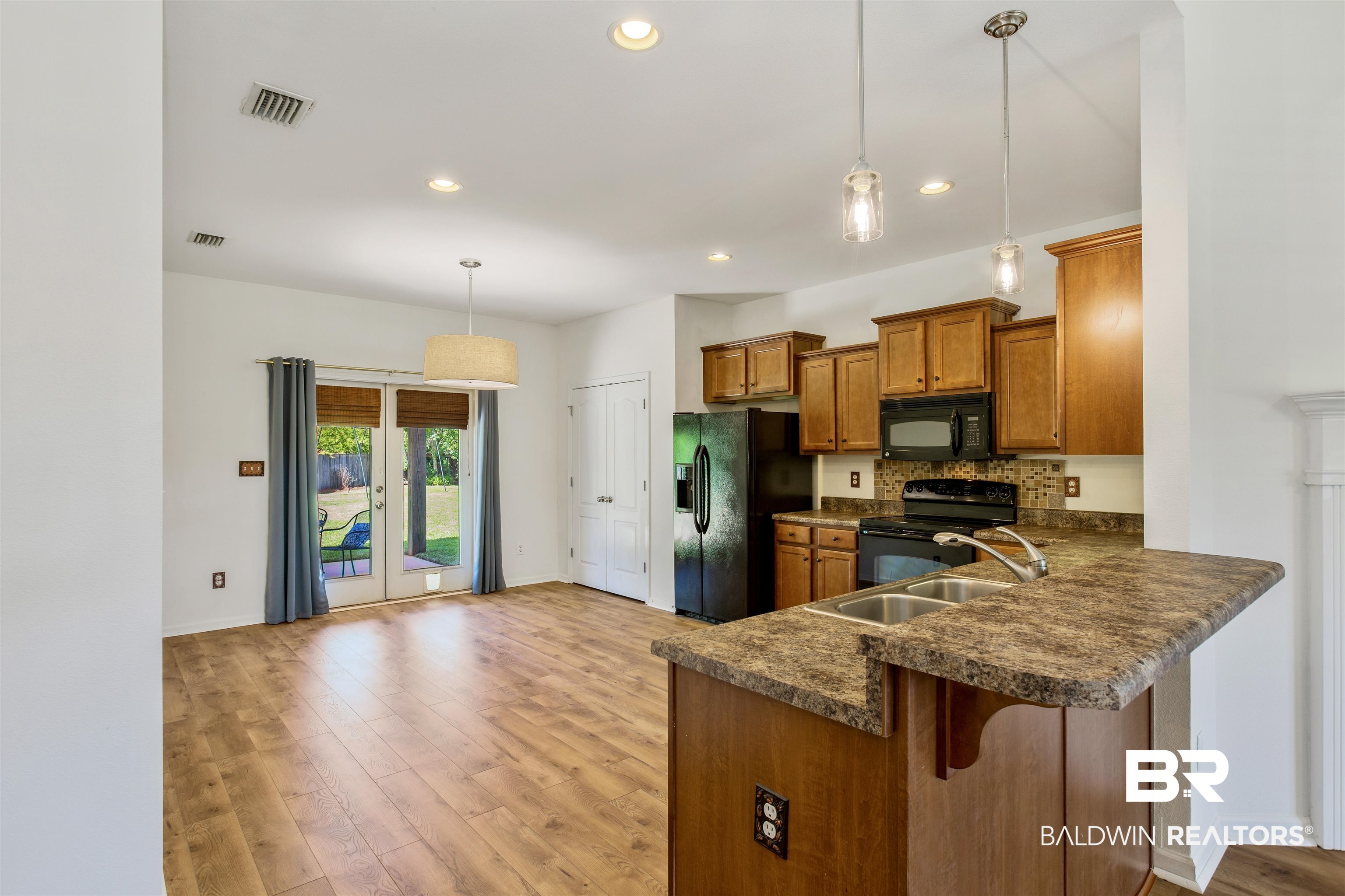 10256 Fionn Loop Daphne, AL 36526 - Photo 6 of 36