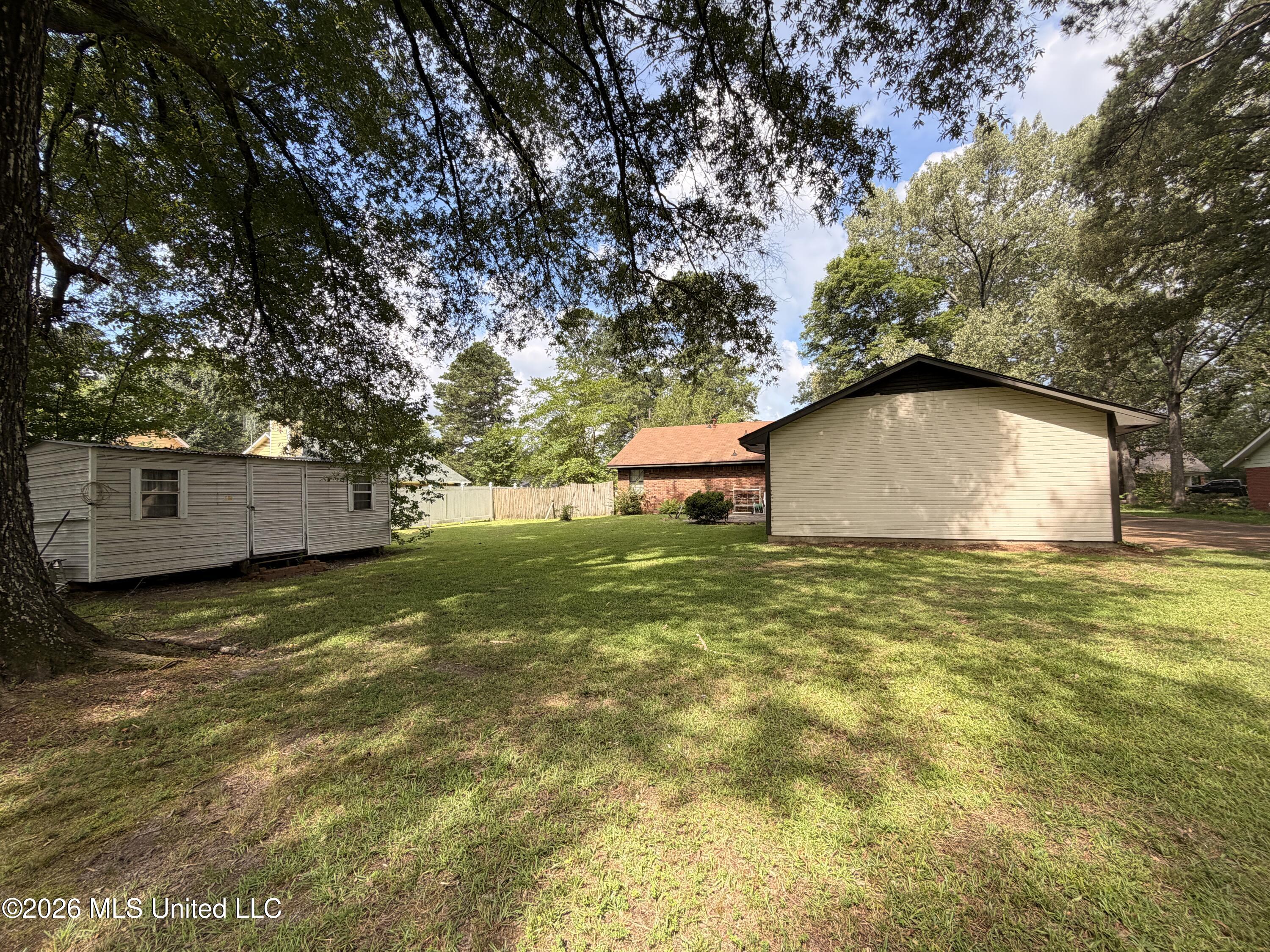 141 Plum Tree Road Brandon, MS 39047 - Photo 14 of 16 IMG_2536