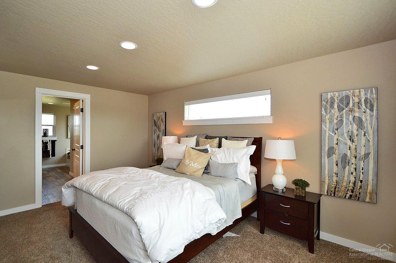 61809 Azalia Place Bend, OR 97702 - Photo 15 of 20 Home will be similar to photo/rendering