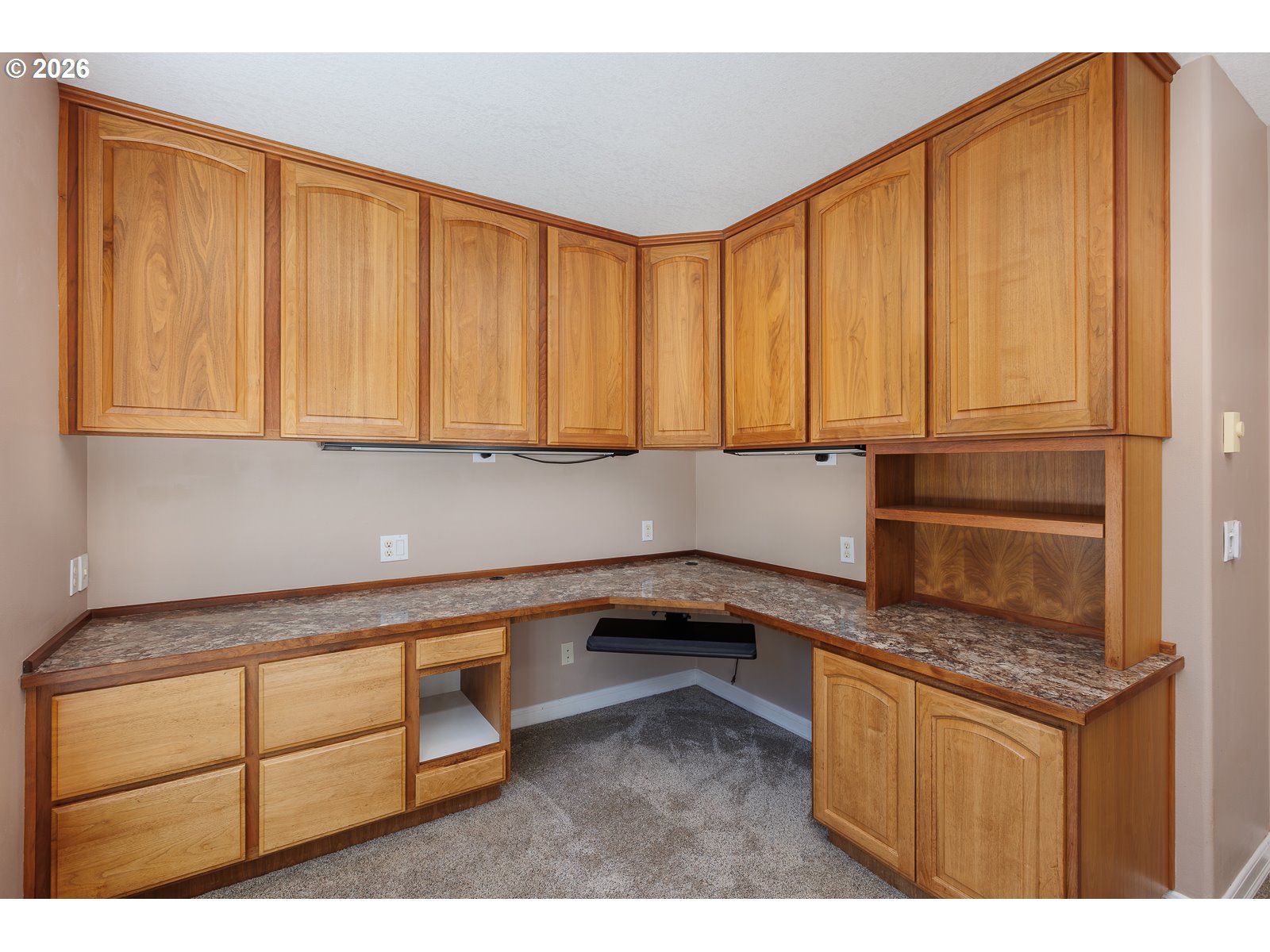 626 North Bayview Loop Waldport, OR 97394 - Photo 26 of 38 a kitchen with stainless steel appliances granite countertop a sink stove and cabinets